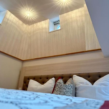 Hotel Stadtvilla Laux 메르지그 외부 사진