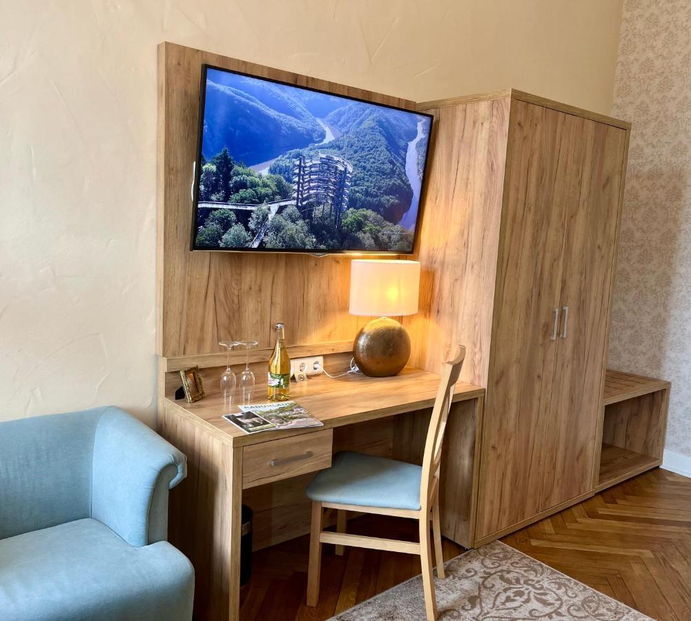 Hotel Stadtvilla Laux 메르지그 외부 사진
