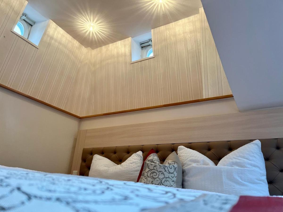 Hotel Stadtvilla Laux 메르지그 외부 사진