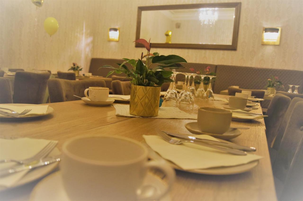Hotel Stadtvilla Laux 메르지그 외부 사진
